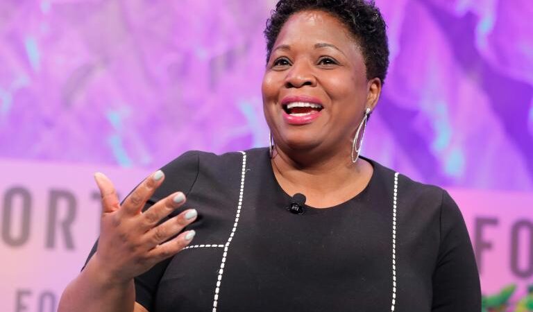 Home Depot Executive’s 40-Year Rise From Cashier to $1 Million Salary